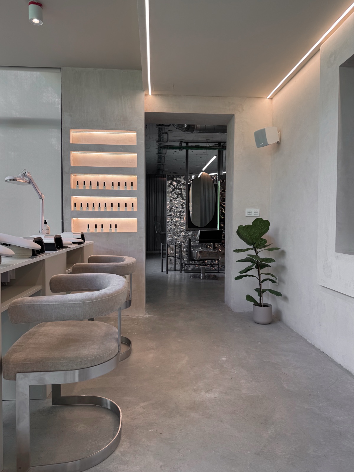 Beauty station with plant accent